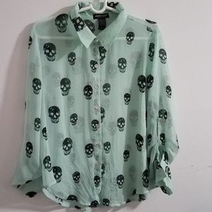 Stylish Skull Shirt, large